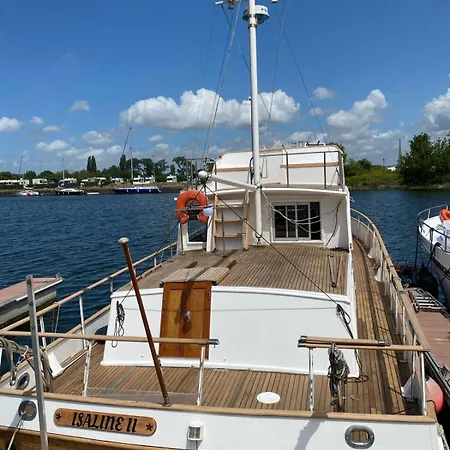 보트호텔 Nuit Insolite A Bord D Un Bateau *