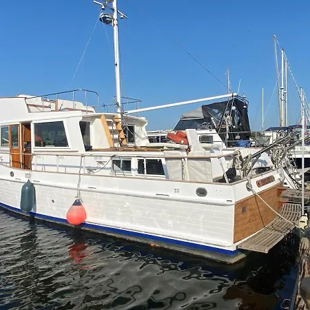보트호텔 Nuit Insolite A Bord D Un Bateau