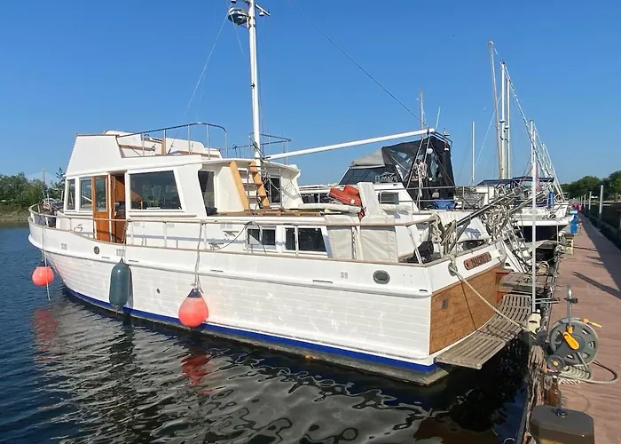 بوتيل Nuit Insolite A Bord D Un Bateau